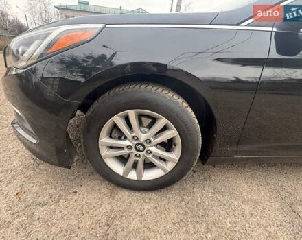 Чорний Хендай Соната, об'ємом двигуна 2.36 л та пробігом 203 тис. км за 8000 $, фото 12 на Automoto.ua