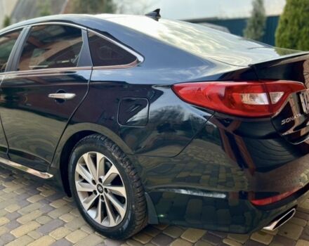 Черный Хендай Соната, объемом двигателя 2.4 л и пробегом 150 тыс. км за 12000 $, фото 5 на Automoto.ua