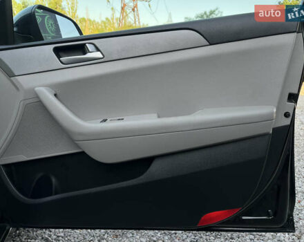 Черный Хендай Соната, объемом двигателя 2.36 л и пробегом 166 тыс. км за 10700 $, фото 20 на Automoto.ua