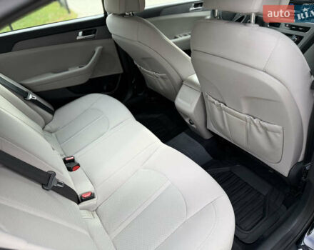 Хендай Соната 2014 у Ковель на Automoto.ua Чорний Хендай Соната, об'ємом двигуна 2.36 л та пробігом 215 тис. км за 10500 $, фото 56 на Automoto.ua