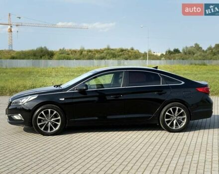 Черный Хендай Соната, объемом двигателя 2 л и пробегом 158 тыс. км за 9900 $, фото 4 на Automoto.ua