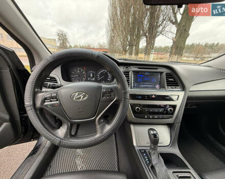 Черный Хендай Соната, объемом двигателя 2 л и пробегом 249 тыс. км за 7500 $, фото 26 на Automoto.ua