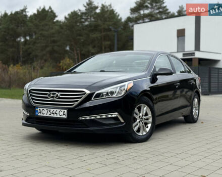 Хендай Соната 2014 у Ковель на Automoto.ua Чорний Хендай Соната, об'ємом двигуна 2.36 л та пробігом 215 тис. км за 10500 $, фото 1 на Automoto.ua