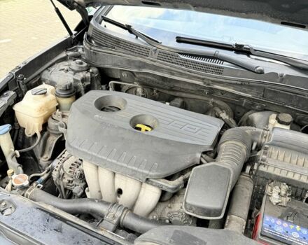 Черный Хендай Соната, объемом двигателя 2 л и пробегом 220 тыс. км за 7599 $, фото 11 на Automoto.ua