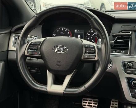 Черный Хендай Соната, объемом двигателя 2 л и пробегом 123 тыс. км за 12800 $, фото 40 на Automoto.ua