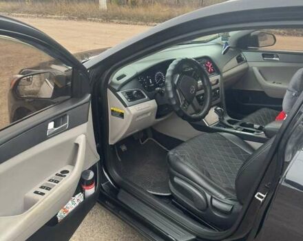 Чорний Хендай Соната, об'ємом двигуна 2.36 л та пробігом 203 тис. км за 8000 $, фото 7 на Automoto.ua