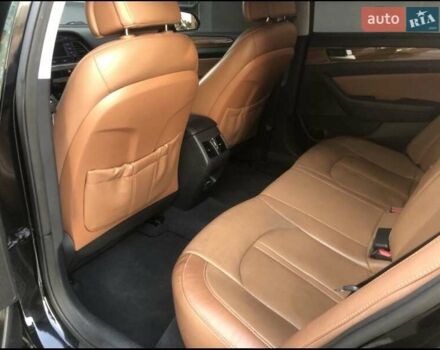 Чорний Хендай Соната, об'ємом двигуна 2.36 л та пробігом 150 тис. км за 10700 $, фото 4 на Automoto.ua