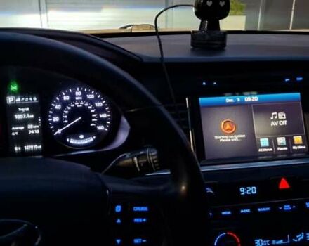 Черный Хендай Соната, объемом двигателя 2.36 л и пробегом 138 тыс. км за 10400 $, фото 28 на Automoto.ua