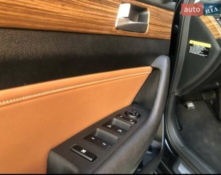 Чорний Хендай Соната, об'ємом двигуна 2.36 л та пробігом 150 тис. км за 10700 $, фото 5 на Automoto.ua