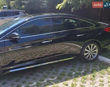 Черный Хендай Соната, объемом двигателя 2.36 л и пробегом 140 тыс. км за 12600 $, фото 9 на Automoto.ua