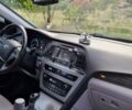 Чорний Хендай Соната, об'ємом двигуна 2 л та пробігом 128 тис. км за 12200 $, фото 6 на Automoto.ua