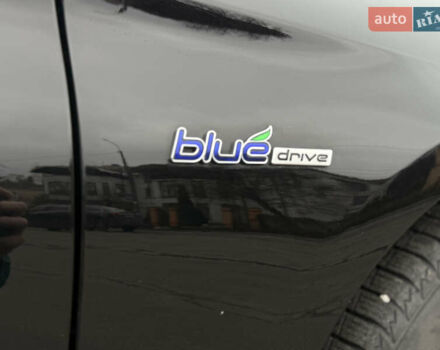 Черный Хендай Соната, объемом двигателя 2 л и пробегом 117 тыс. км за 13500 $, фото 16 на Automoto.ua