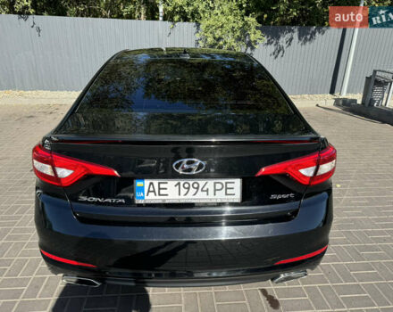 Черный Хендай Соната, объемом двигателя 2.36 л и пробегом 130 тыс. км за 10500 $, фото 7 на Automoto.ua