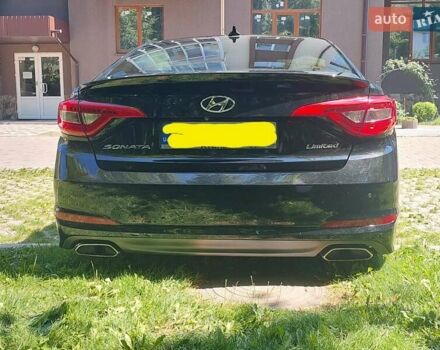 Черный Хендай Соната, объемом двигателя 2.36 л и пробегом 140 тыс. км за 12600 $, фото 4 на Automoto.ua