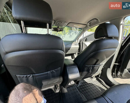 Черный Хендай Соната, объемом двигателя 2.36 л и пробегом 130 тыс. км за 10500 $, фото 22 на Automoto.ua