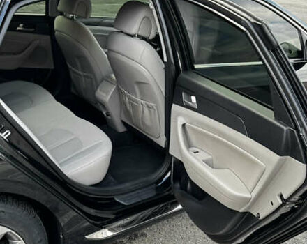 Черный Хендай Соната, объемом двигателя 2.4 л и пробегом 150 тыс. км за 13400 $, фото 17 на Automoto.ua