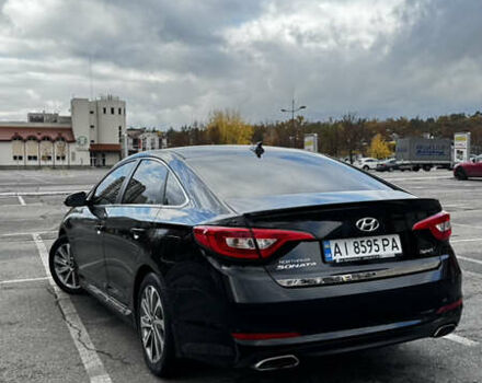 Черный Хендай Соната, объемом двигателя 2.4 л и пробегом 150 тыс. км за 13400 $, фото 4 на Automoto.ua