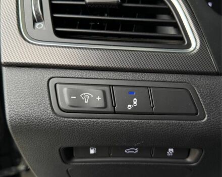 Чорний Хендай Соната, об'ємом двигуна 2.4 л та пробігом 145 тис. км за 9599 $, фото 21 на Automoto.ua