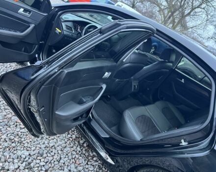 Черный Хендай Соната, объемом двигателя 2.4 л и пробегом 152 тыс. км за 9450 $, фото 5 на Automoto.ua