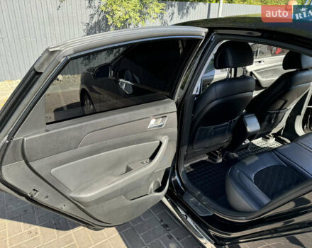 Черный Хендай Соната, объемом двигателя 2.36 л и пробегом 130 тыс. км за 10500 $, фото 21 на Automoto.ua