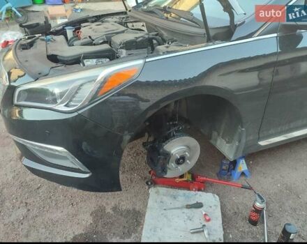 Чорний Хендай Соната, об'ємом двигуна 2.36 л та пробігом 150 тис. км за 10700 $, фото 2 на Automoto.ua