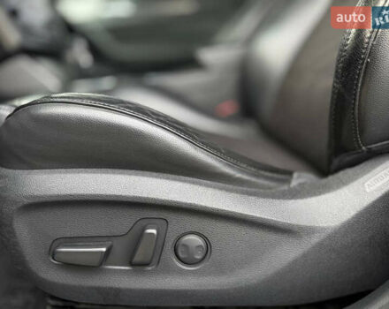 Чорний Хендай Соната, об'ємом двигуна 2.36 л та пробігом 145 тис. км за 9799 $, фото 30 на Automoto.ua