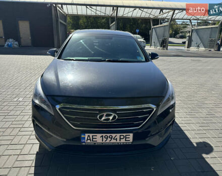 Черный Хендай Соната, объемом двигателя 2.36 л и пробегом 130 тыс. км за 10500 $, фото 1 на Automoto.ua