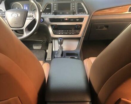 Чорний Хендай Соната, об'ємом двигуна 2.36 л та пробігом 150 тис. км за 10700 $, фото 14 на Automoto.ua