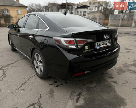 Черный Хендай Соната, объемом двигателя 2 л и пробегом 117 тыс. км за 13500 $, фото 11 на Automoto.ua
