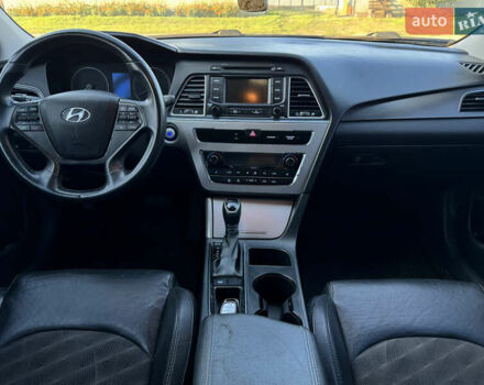 Черный Хендай Соната, объемом двигателя 2.36 л и пробегом 129 тыс. км за 11350 $, фото 10 на Automoto.ua