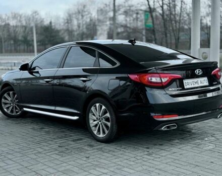 Чорний Хендай Соната, об'ємом двигуна 2.4 л та пробігом 145 тис. км за 9599 $, фото 6 на Automoto.ua