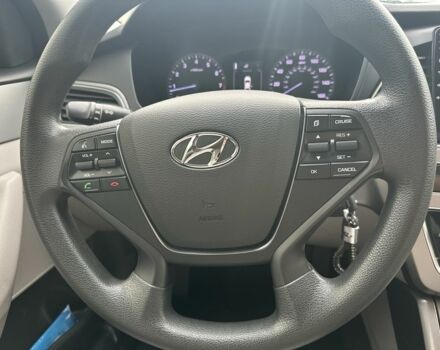 Черный Хендай Соната, объемом двигателя 2.4 л и пробегом 139 тыс. км за 10500 $, фото 15 на Automoto.ua