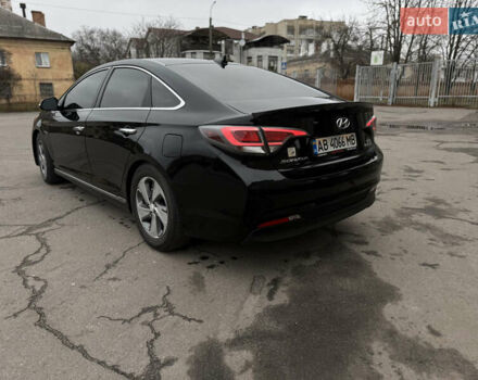 Черный Хендай Соната, объемом двигателя 2 л и пробегом 117 тыс. км за 13500 $, фото 7 на Automoto.ua