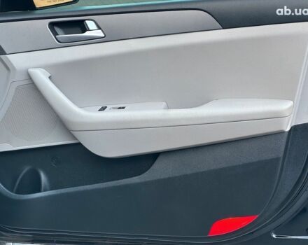 Черный Хендай Соната, объемом двигателя 2.4 л и пробегом 180 тыс. км за 9440 $, фото 20 на Automoto.ua