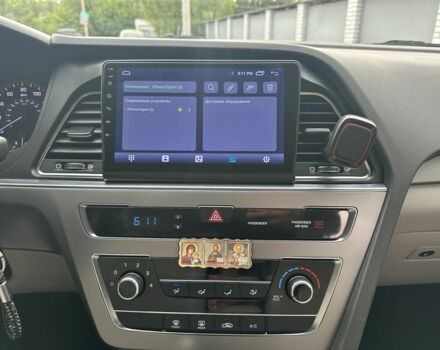 Черный Хендай Соната, объемом двигателя 2.4 л и пробегом 139 тыс. км за 10500 $, фото 14 на Automoto.ua