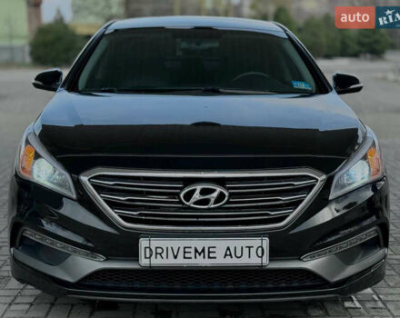 Чорний Хендай Соната, об'ємом двигуна 2.36 л та пробігом 145 тис. км за 9799 $, фото 1 на Automoto.ua