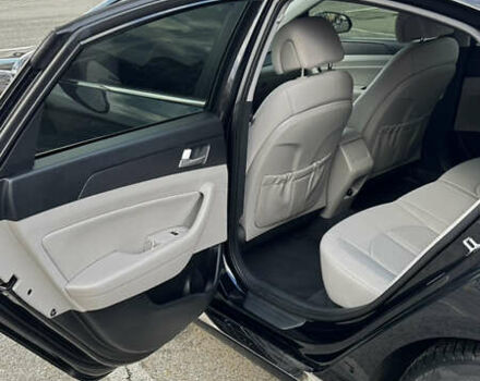 Черный Хендай Соната, объемом двигателя 2.4 л и пробегом 150 тыс. км за 13400 $, фото 18 на Automoto.ua