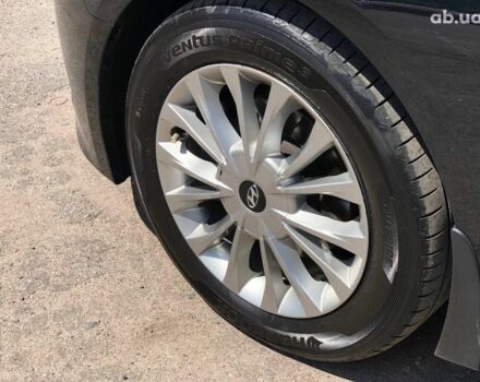 Черный Хендай Соната, объемом двигателя 2.4 л и пробегом 144 тыс. км за 13290 $, фото 14 на Automoto.ua