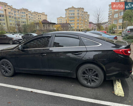 Черный Хендай Соната, объемом двигателя 2.36 л и пробегом 219 тыс. км за 10000 $, фото 3 на Automoto.ua