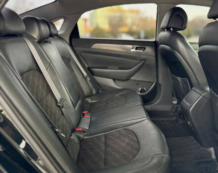 Чорний Хендай Соната, об'ємом двигуна 2.36 л та пробігом 145 тис. км за 9799 $, фото 17 на Automoto.ua