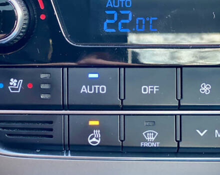 Чорний Хендай Соната, об'ємом двигуна 2.36 л та пробігом 170 тис. км за 13500 $, фото 29 на Automoto.ua