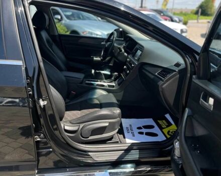 Чорний Хендай Соната, об'ємом двигуна 2.4 л та пробігом 151 тис. км за 10700 $, фото 11 на Automoto.ua