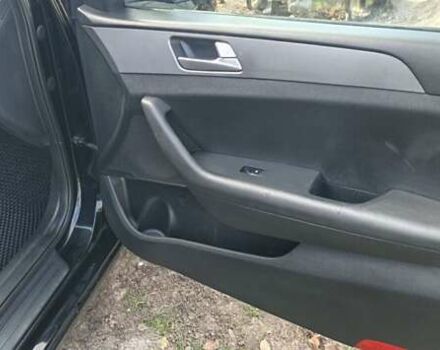 Хендай Соната 2016 в Тростянце на Automoto.ua Черный Хендай Соната, объемом двигателя 2 л и пробегом 220 тыс. км за 12000 $, фото 10 на Automoto.ua