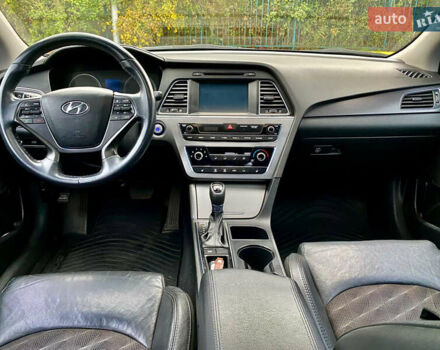 Черный Хендай Соната, объемом двигателя 2.36 л и пробегом 243 тыс. км за 10850 $, фото 25 на Automoto.ua