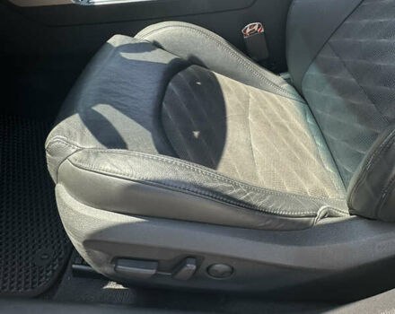 Черный Хендай Соната, объемом двигателя 2.36 л и пробегом 104 тыс. км за 12000 $, фото 9 на Automoto.ua