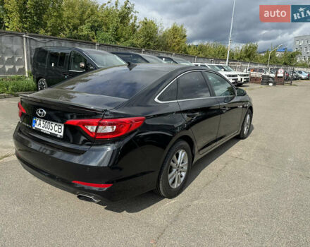 Чорний Хендай Соната, об'ємом двигуна 2.36 л та пробігом 150 тис. км за 10500 $, фото 2 на Automoto.ua