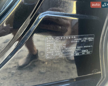 Черный Хендай Соната, объемом двигателя 2 л и пробегом 216 тыс. км за 15555 $, фото 17 на Automoto.ua