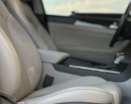 Черный Хендай Соната, объемом двигателя 2 л и пробегом 120 тыс. км за 17199 $, фото 25 на Automoto.ua