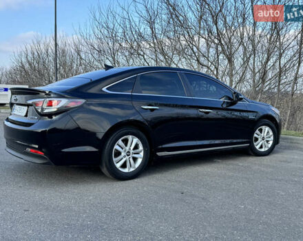 Чорний Хендай Соната, об'ємом двигуна 2 л та пробігом 74 тис. км за 12800 $, фото 9 на Automoto.ua