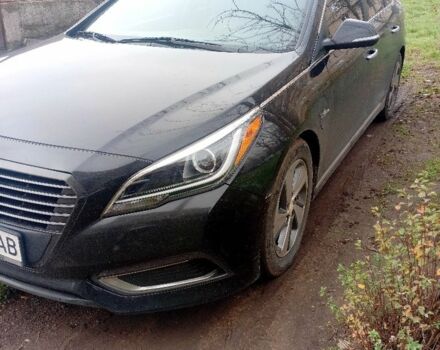 Черный Хендай Соната, объемом двигателя 2 л и пробегом 290 тыс. км за 9000 $, фото 2 на Automoto.ua